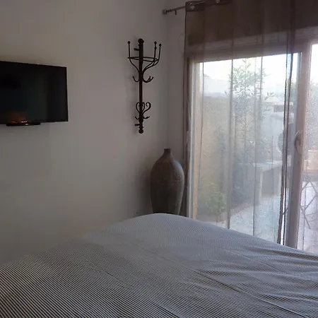 Les D'hote De La Maison De France 3* Meze